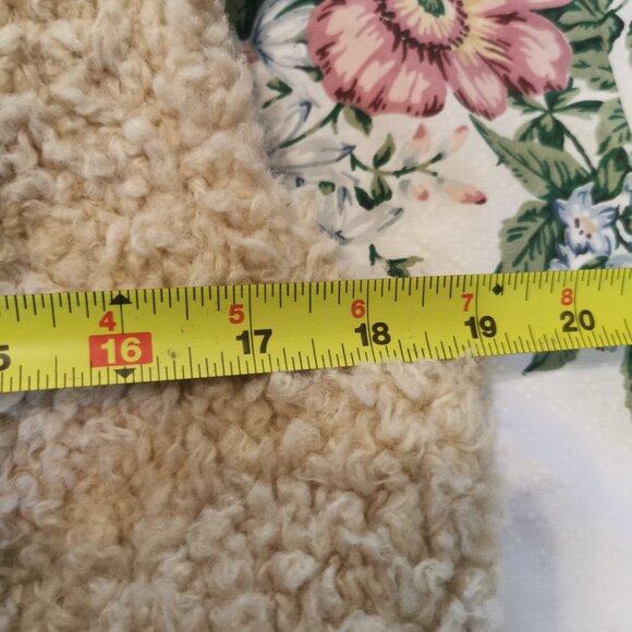 H&M Beige Teddy Faux Fur Classic Vest Open front Women's Size XS - Picture 5 of 7